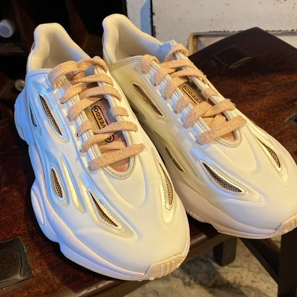 adidas Originals Ozweego / Celox / Lite W Women Casual Lifestyle Shoes Pick - Picture 3 of 10